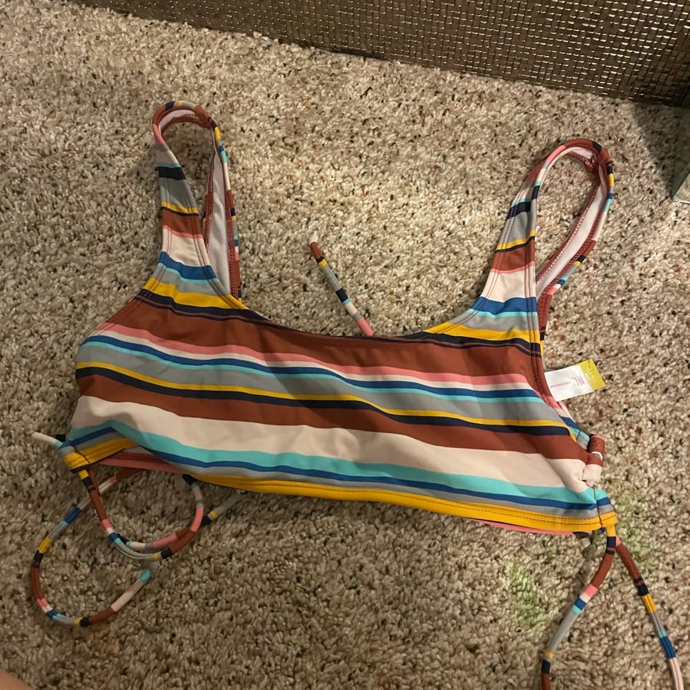 swim top